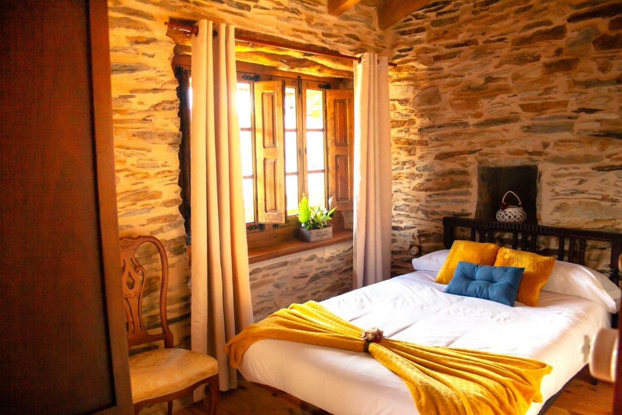 Casa Rural Bierzo Encantado Valle de Finolledo Exterior photo